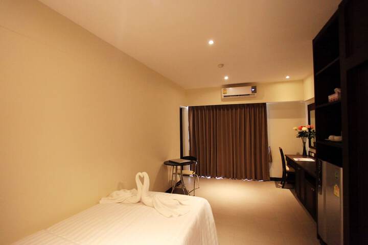 Room 9 of 72
