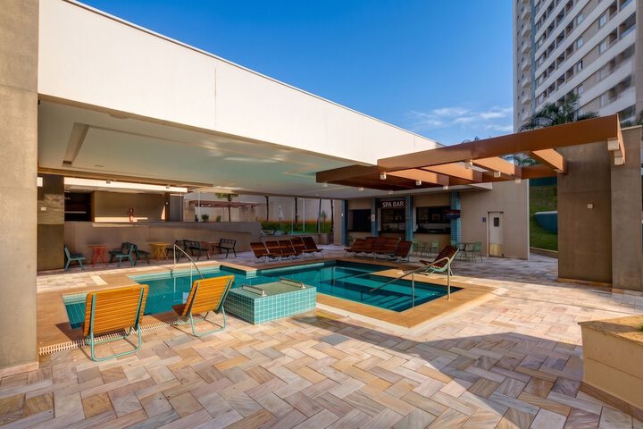 Pool 14 of 49