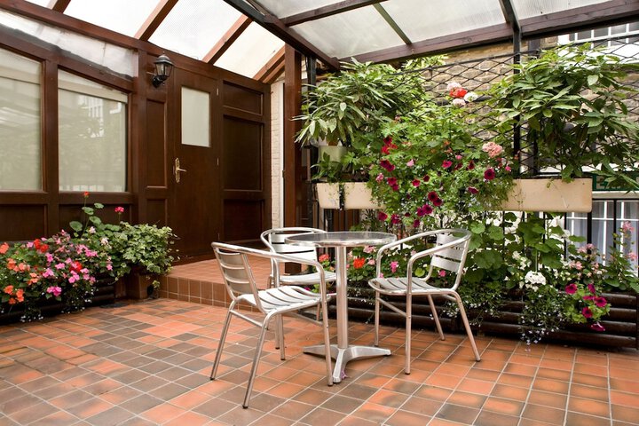 Terrace/Patio 90 of 97