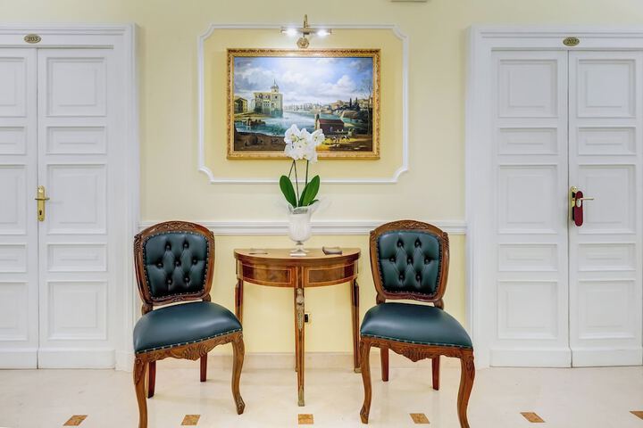 Ballroom/Hall 55 of 60