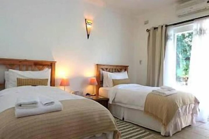 Room 16 of 30