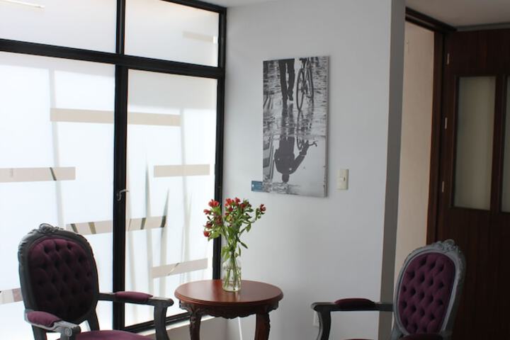 Hotel 2 of 131
