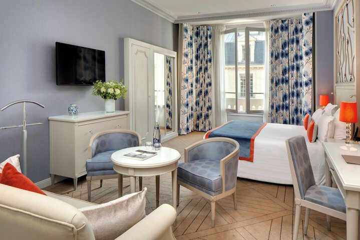 Room 22 of 60