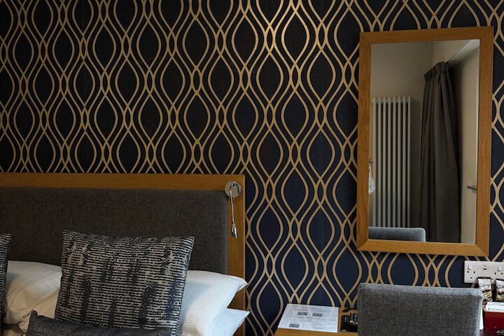 Room 21 of 77