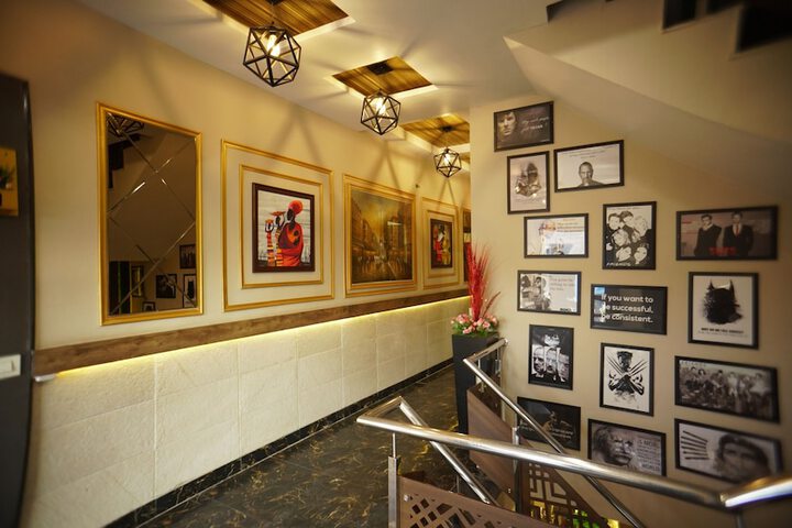 Hotel Interior 4 of 18