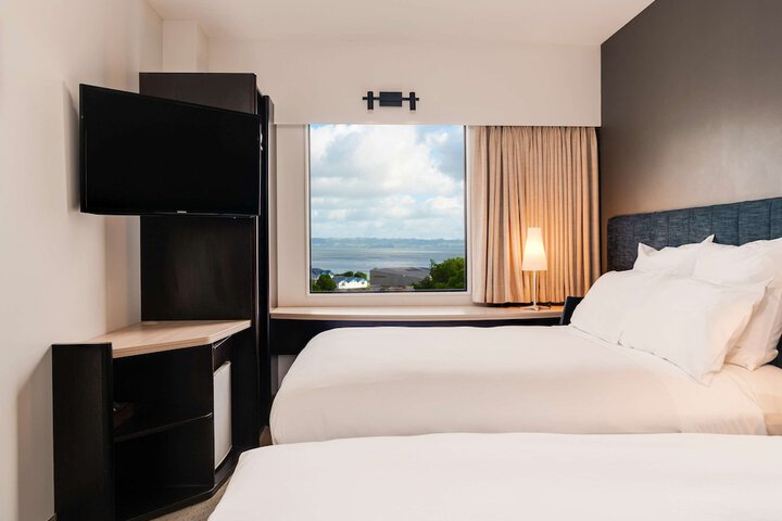 Room 10 of 49