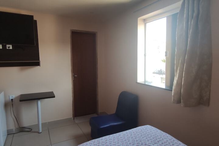 Room 5 of 12