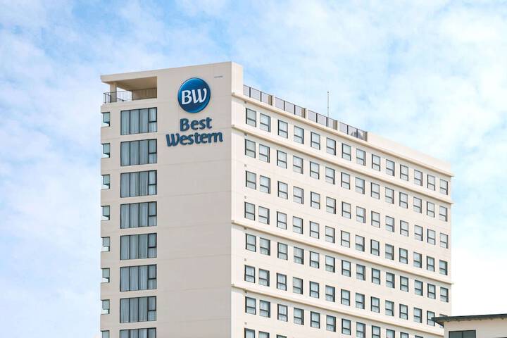 Hotel 102 of 112