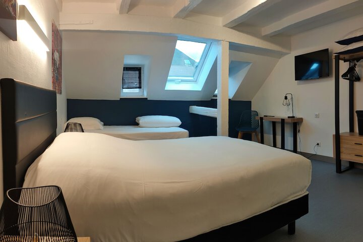 Room 57 of 112