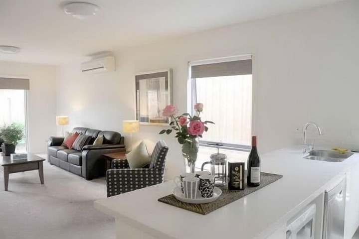 Room 9 of 26