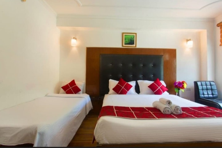 Room 2 of 15