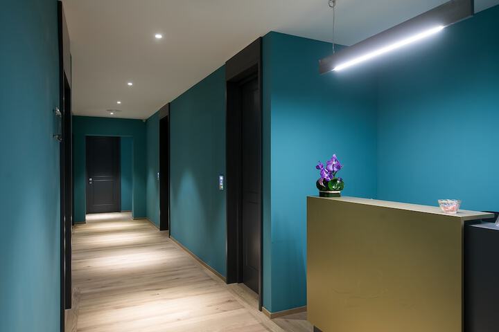 Ballroom/Hall 175 of 188
