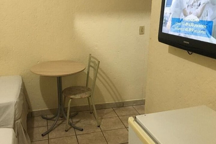 Room 11 of 13