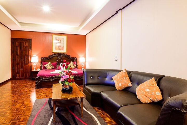 Room 32 of 52