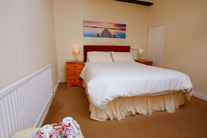 Room 6 of 54