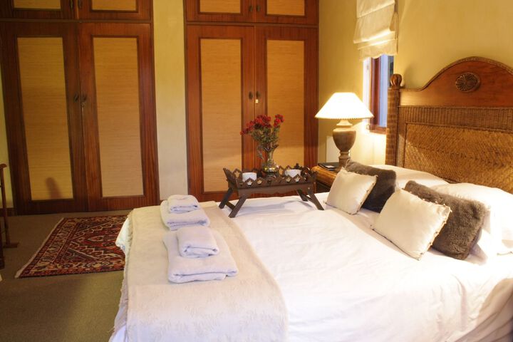 Room 4 of 89