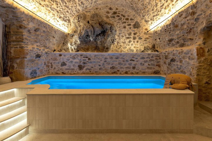 YeeOn Boutique Hotel, Gythio - Historic Hotels of Europe in East Mani