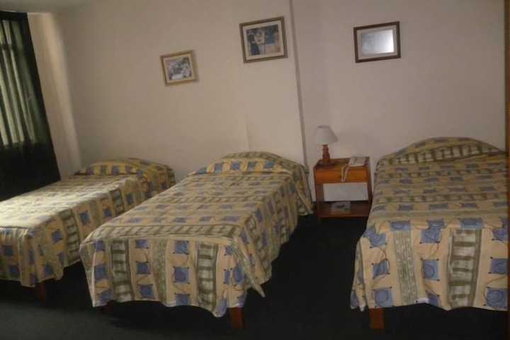 Room 8 of 18