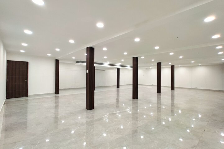 Ballroom/Hall 43 of 81