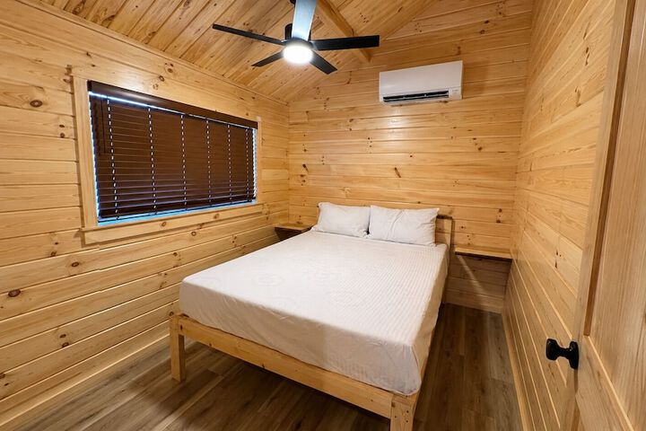 Room 2 of 29