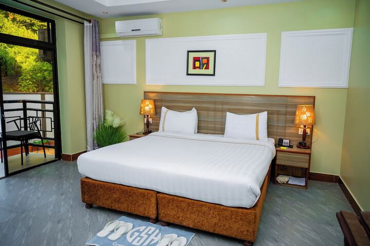 Room 31 of 121