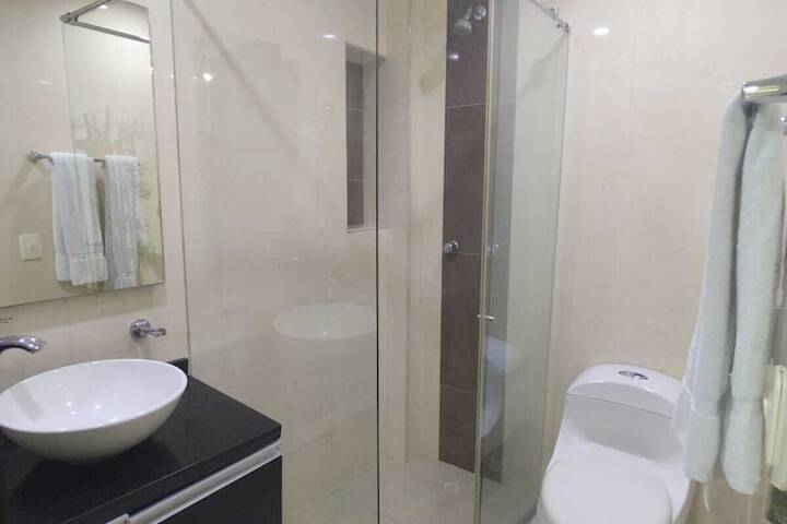 Room 8 of 14