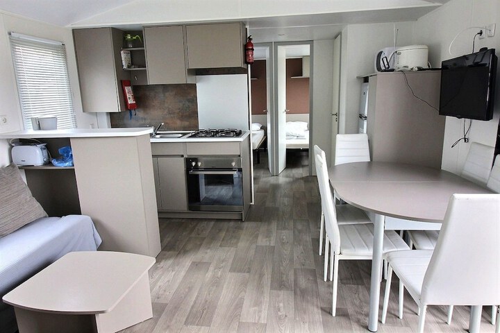Room 30 of 50