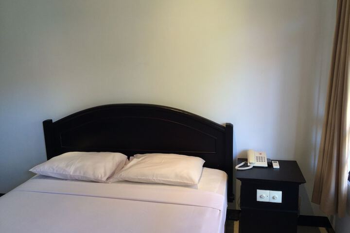 Room 15 of 58