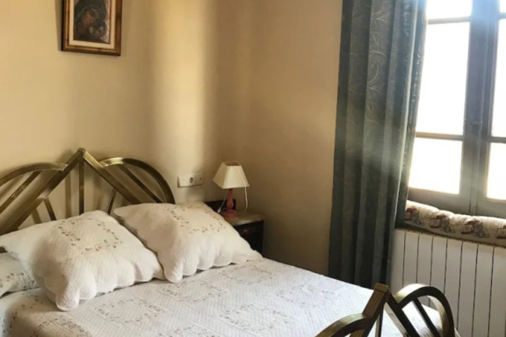 Room 5 of 14