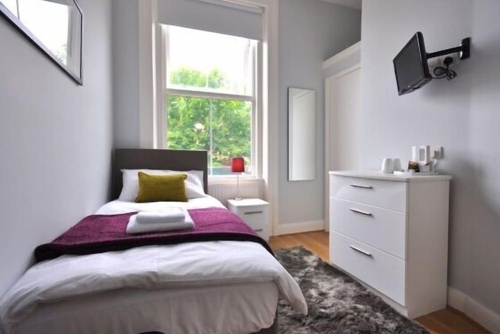 Room 10 of 53