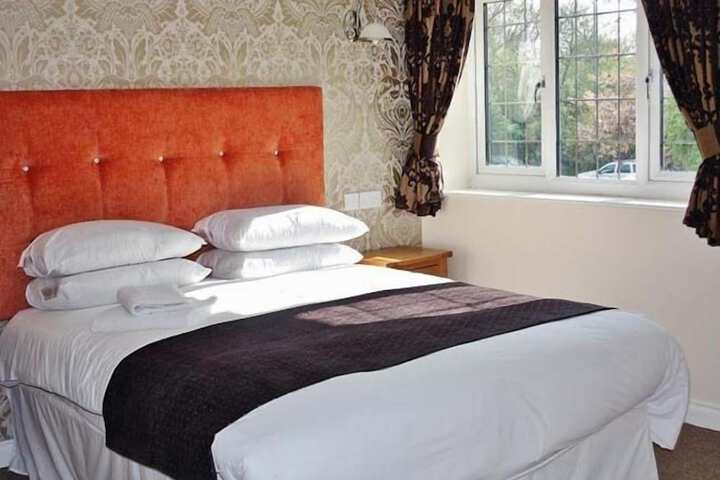 Room 4 of 23