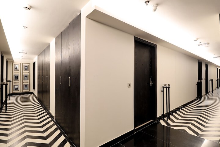 Hotel Interior 7 of 65