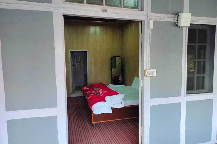 Room 18 of 82