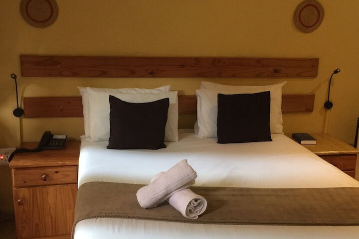 Room 8 of 34