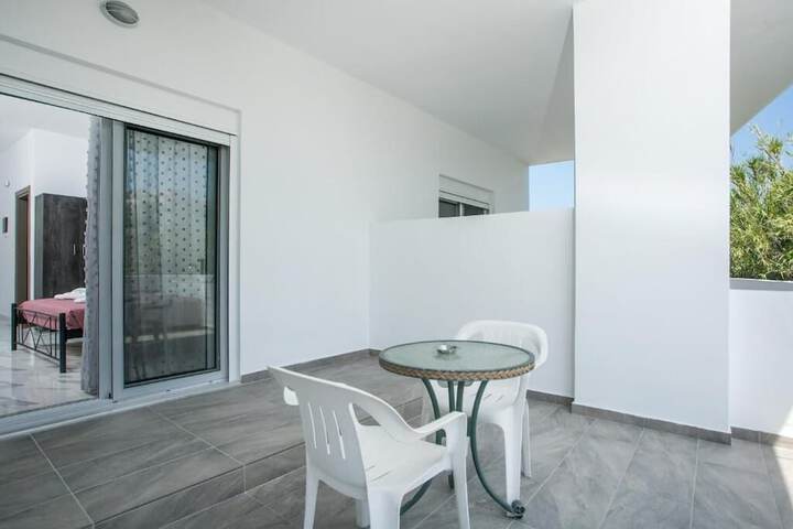 Terrace/Patio 8 of 15
