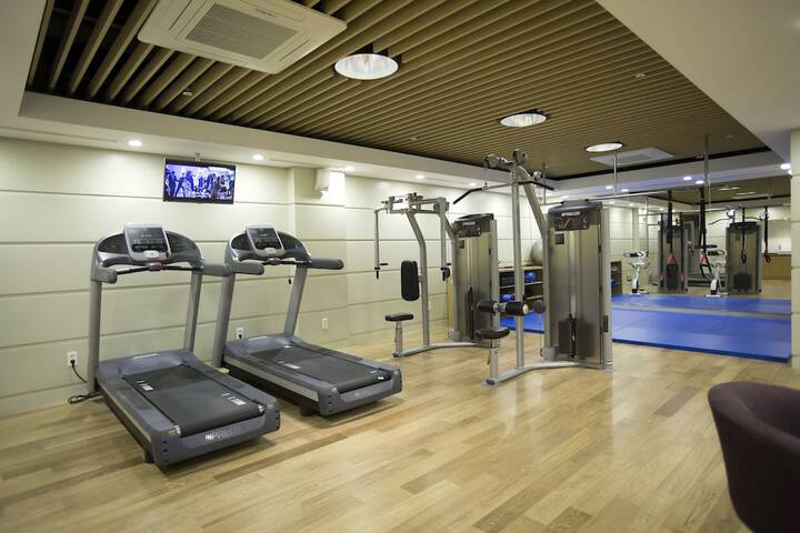 Gym & Fitness