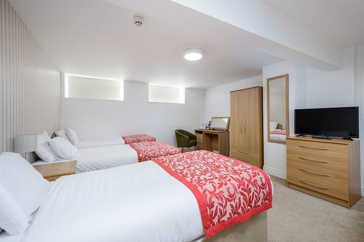 Room 7 of 91