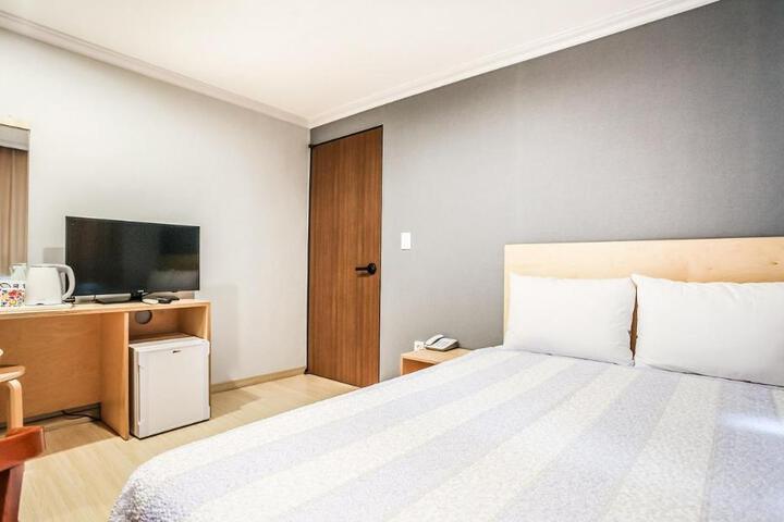 Gangneung Tower Motel
