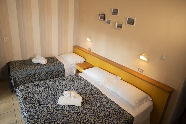 Room 8 of 55