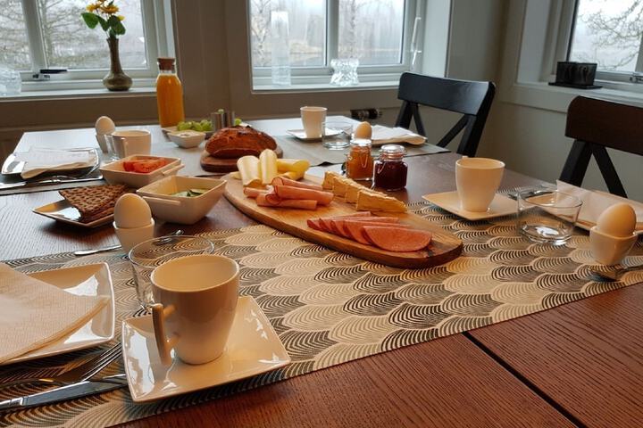 Breakfast/Coffee Service 53 of 62