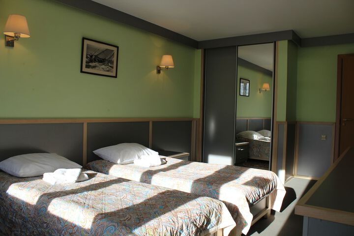 Room 4 of 19