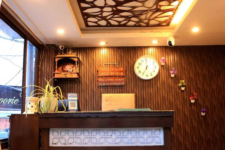 Hotel Himshri by Ovata