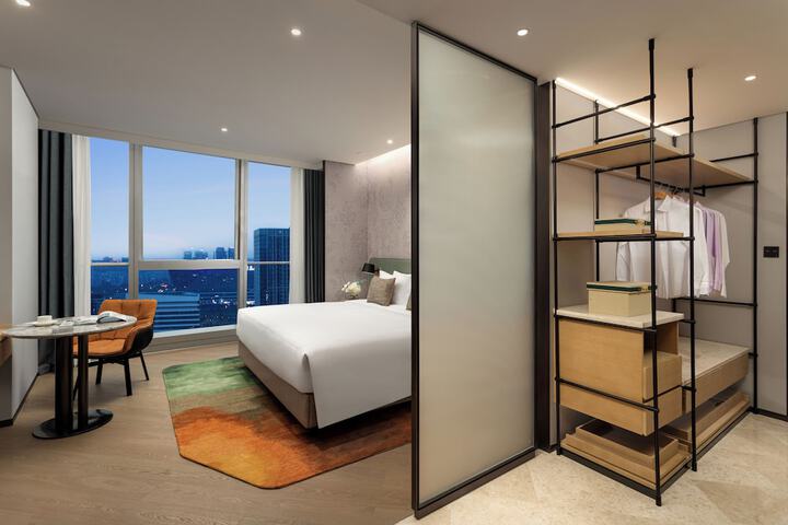 Room 3 of 15