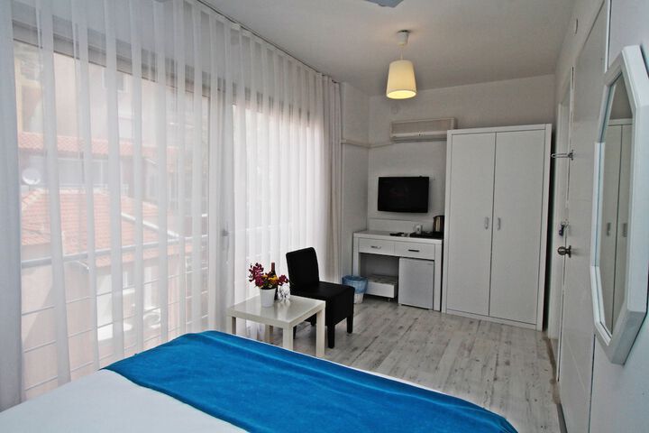 Room 7 of 258