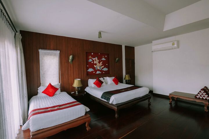 Room 6 of 146