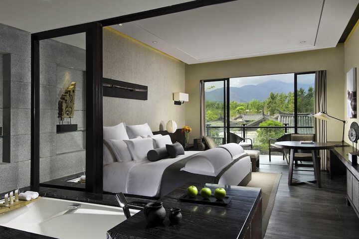 Room 20 of 111