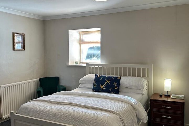 Room 6 of 21