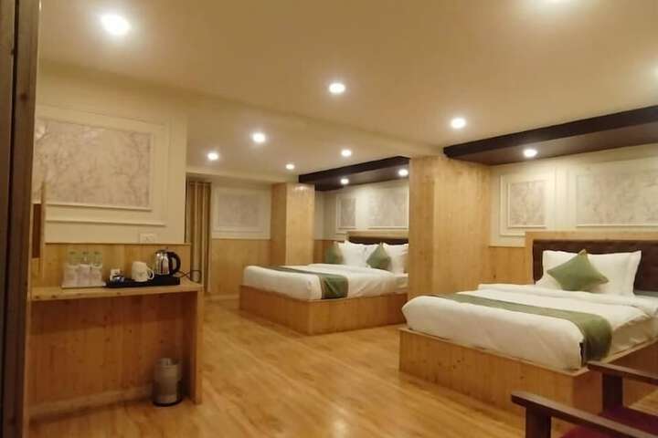 Room 13 of 50