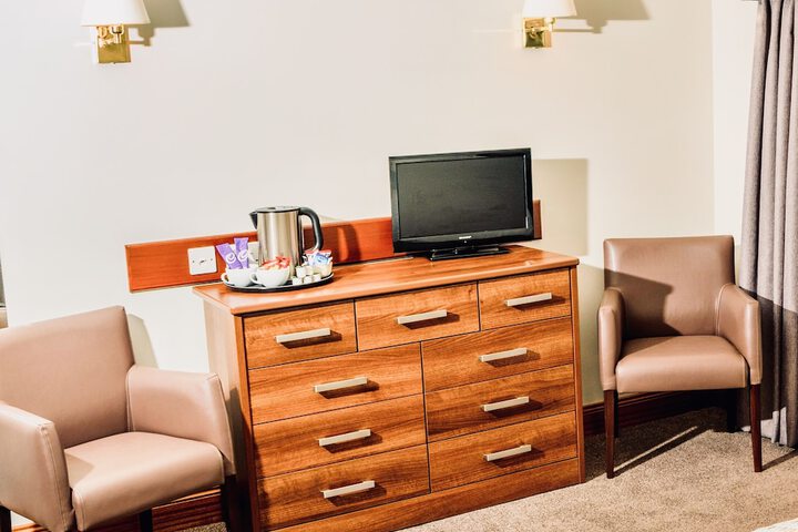 Room 5 of 29