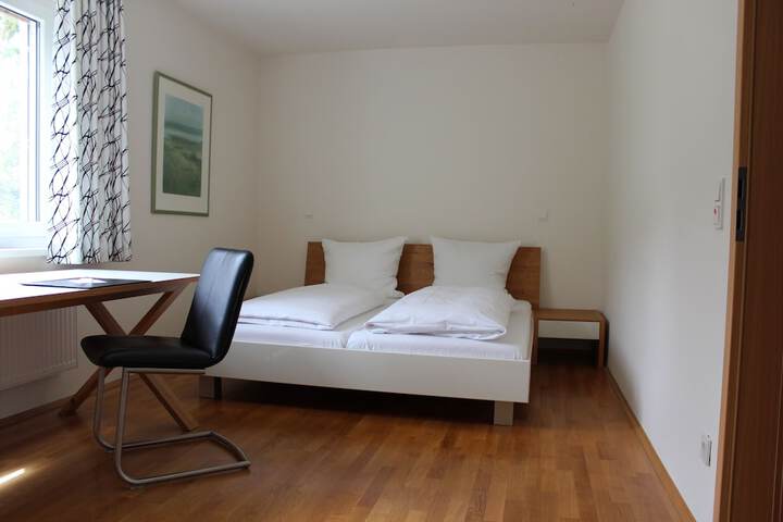 Room 4 of 26
